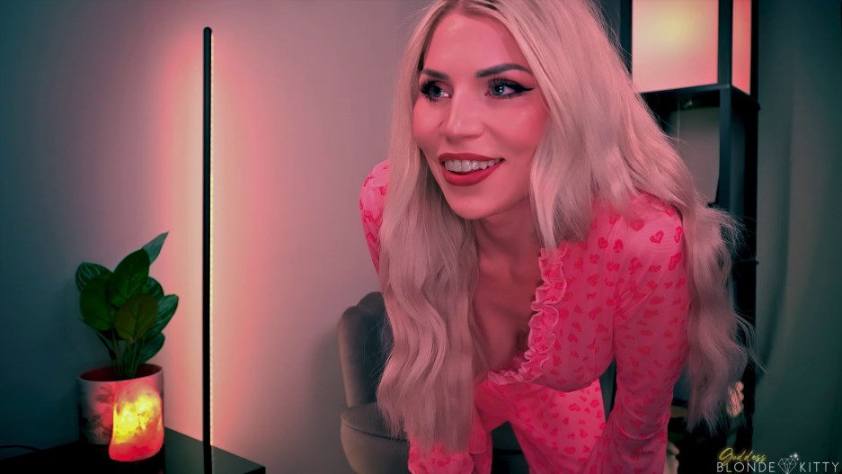 Goddess Blonde Kitty - Step Sis Laughs at Your Boner -Handpicked Jerk-Off Instruction